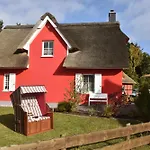 Ferienhaus Boddenkieker Born